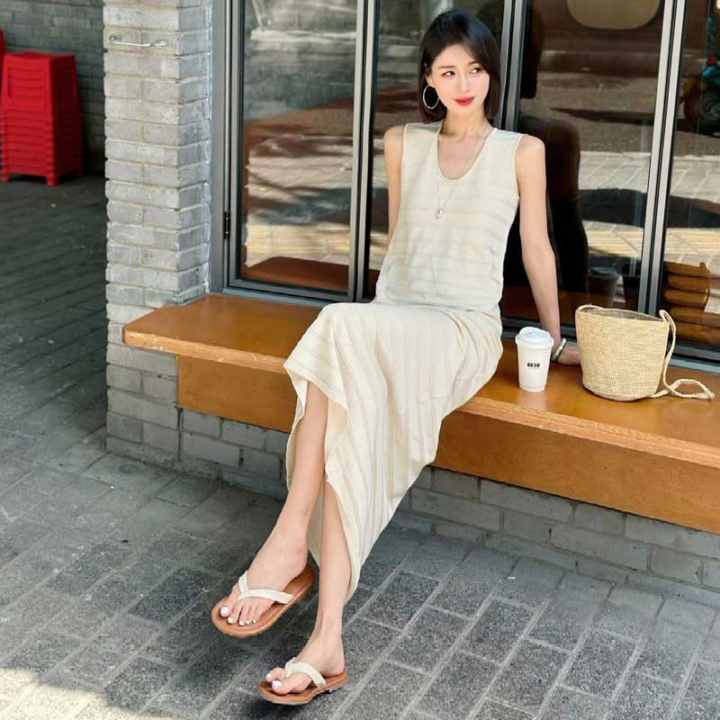 Mサイズ 新品未使用 レザレクション ノースリーブ ボーダー ワンピース ノースリーブボーダーワンピース（黒）春/夏 夏のカジュアルワンピ