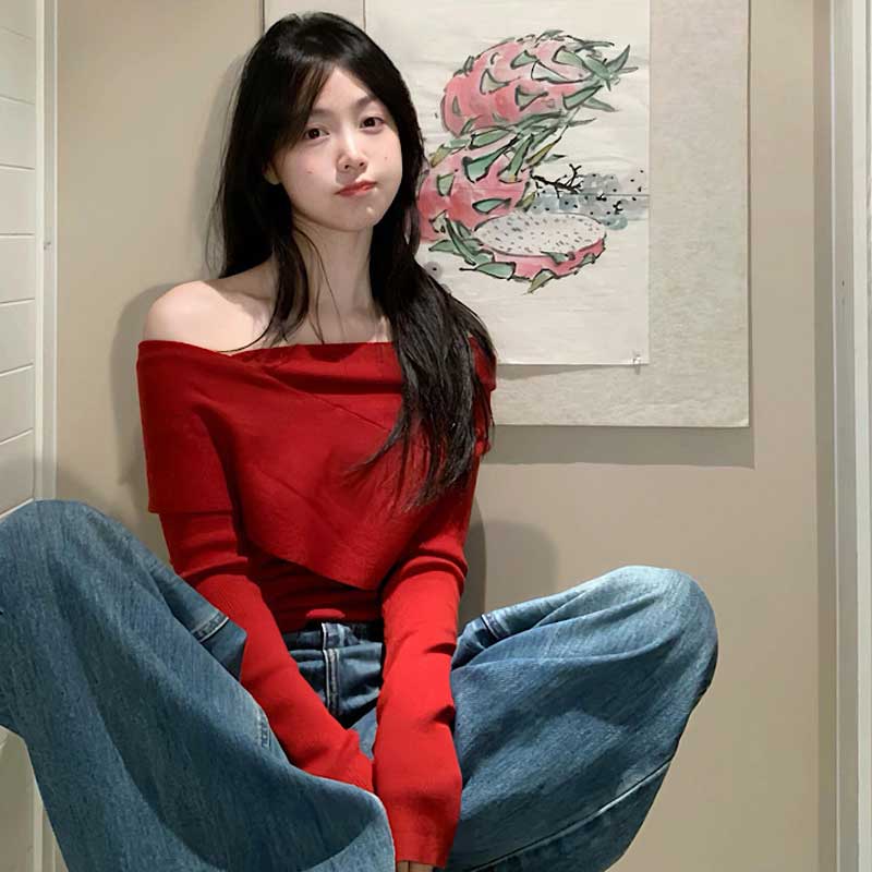 レッドオフショルダーニット