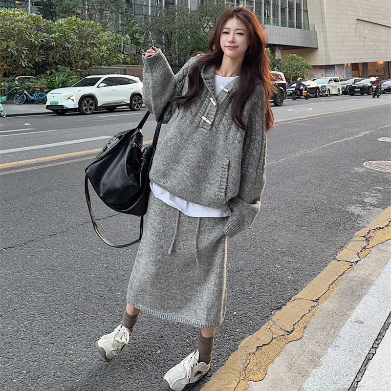 フード付きダッフルニット