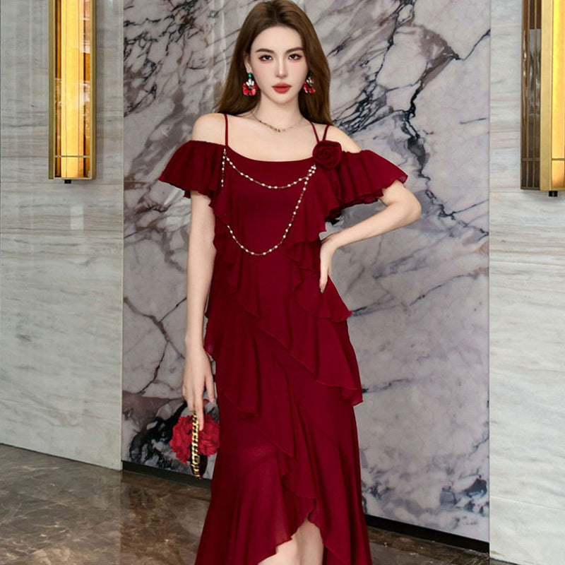 ダークレッドフリルデザインドレス