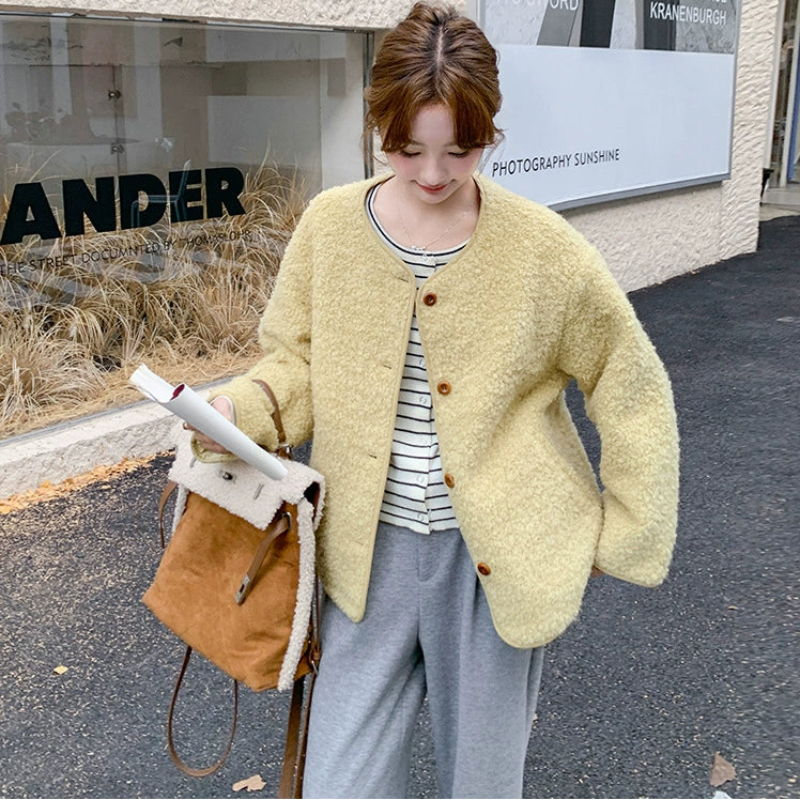 ノーカラーボアジャケット