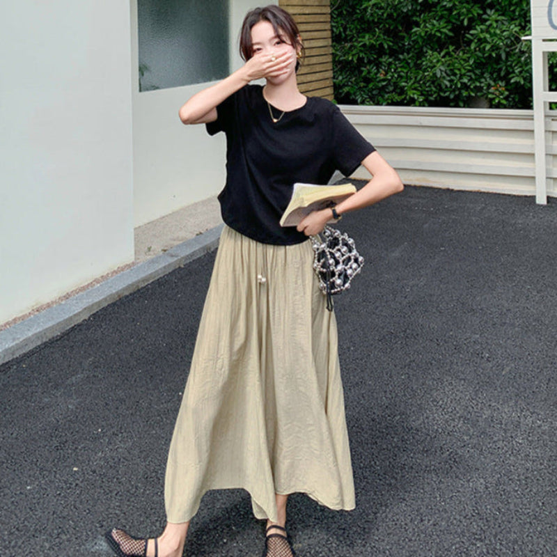 ブラックTシャツ×ワイドパンツセット