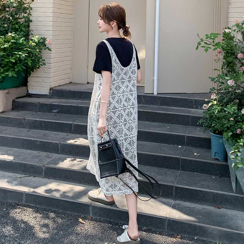 Tシャツワンピース×レースワンピース