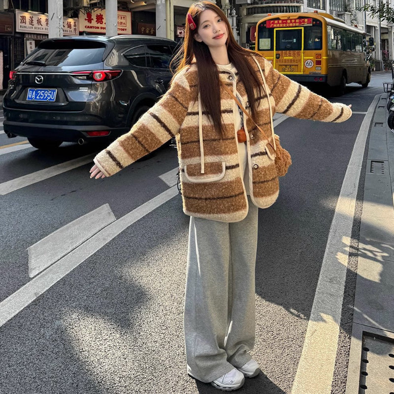 ノーカラーボアジャケット