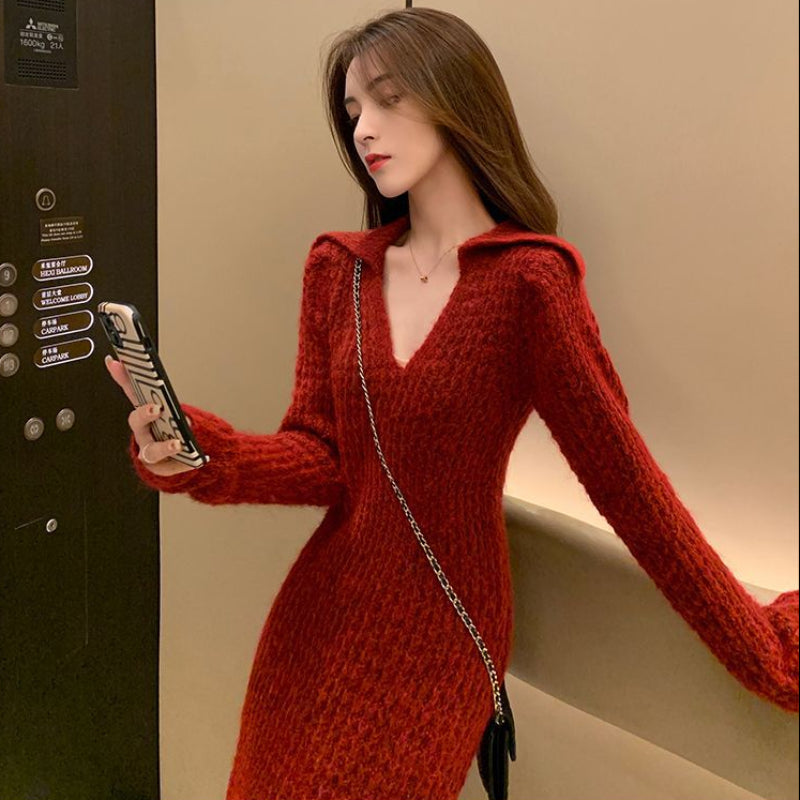 レッドカラースリムニットワンピース