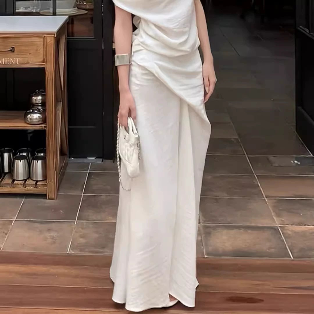 アシンメトリーブラウス×ワイドレッグパンツ
