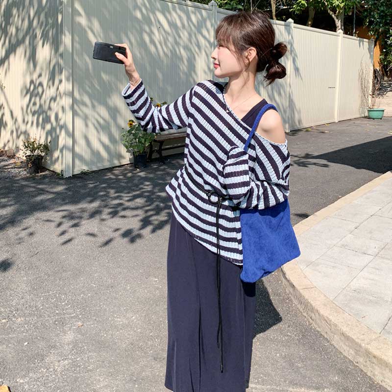 アシンメトリーボーダートップス×リラックスワンピース