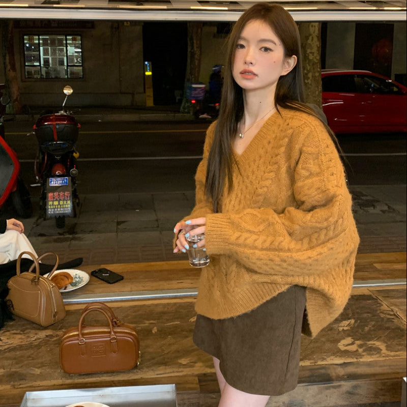 オーバーサイズVネックケーブルニット