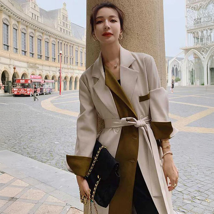 バイカラートレンチコート(2colors)（ベージュ・黒）秋/冬 遊び心の