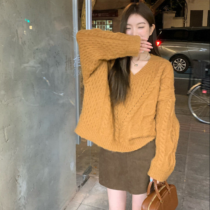 オーバーサイズVネックケーブルニット