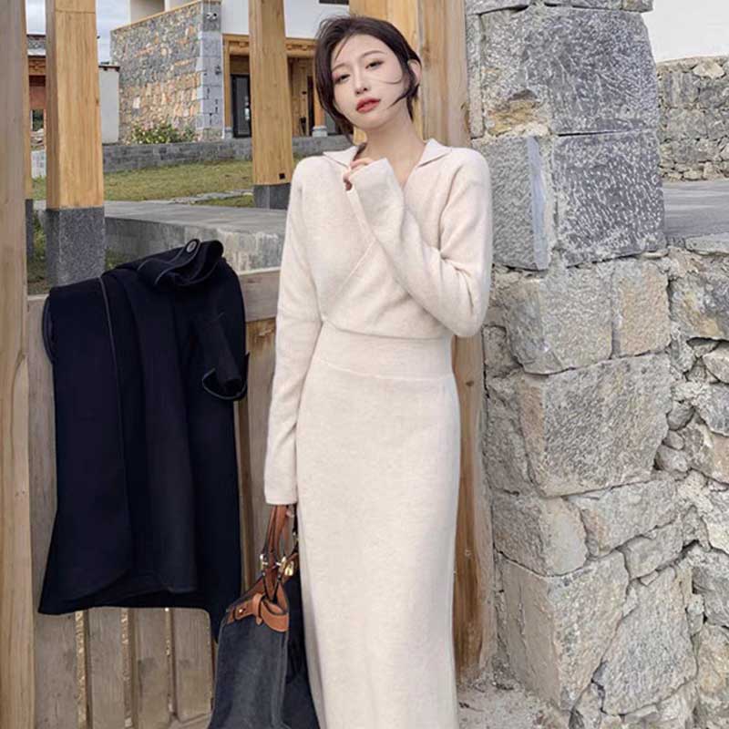 カシュクールニットワンピース