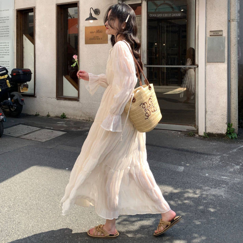 シフォンティアードワンピース （白） 春/夏/秋 休日のお出かけや