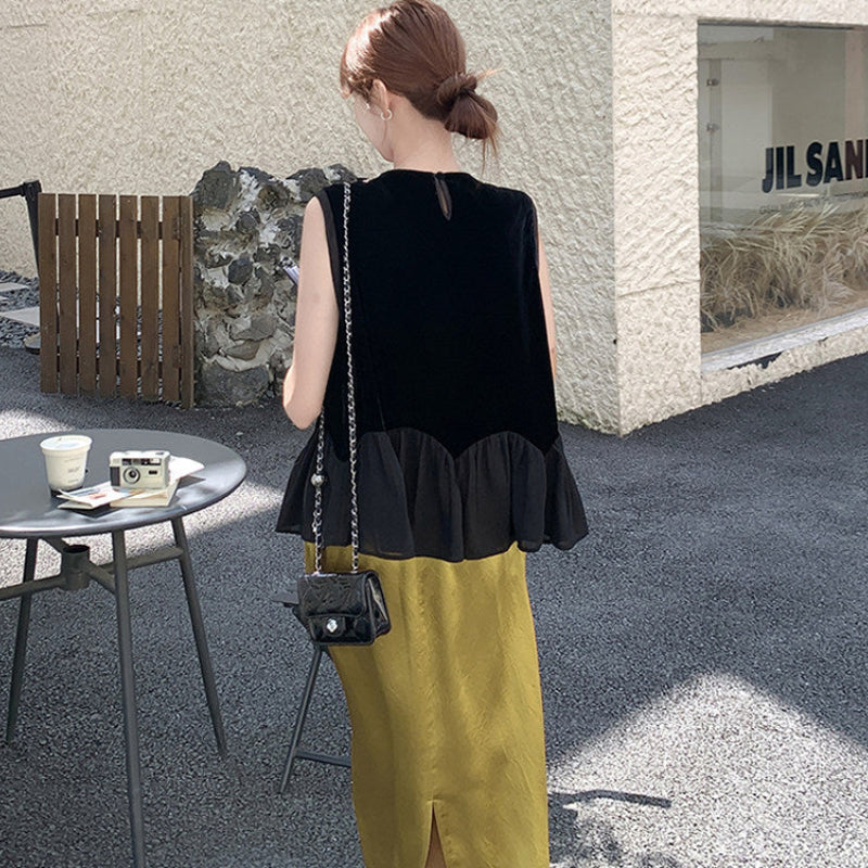 ペプラムトップス×サテンスカート