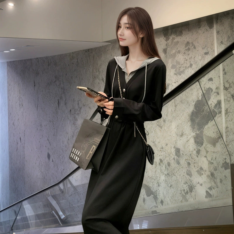 パーカーレイヤードニットワンピース