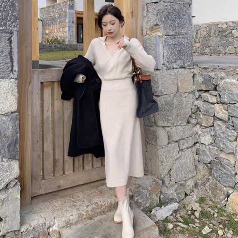 カシュクールニットワンピース