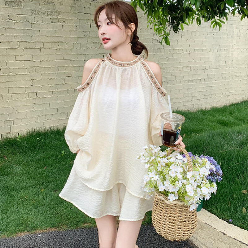 コードステッチトップス×ショートパンツ