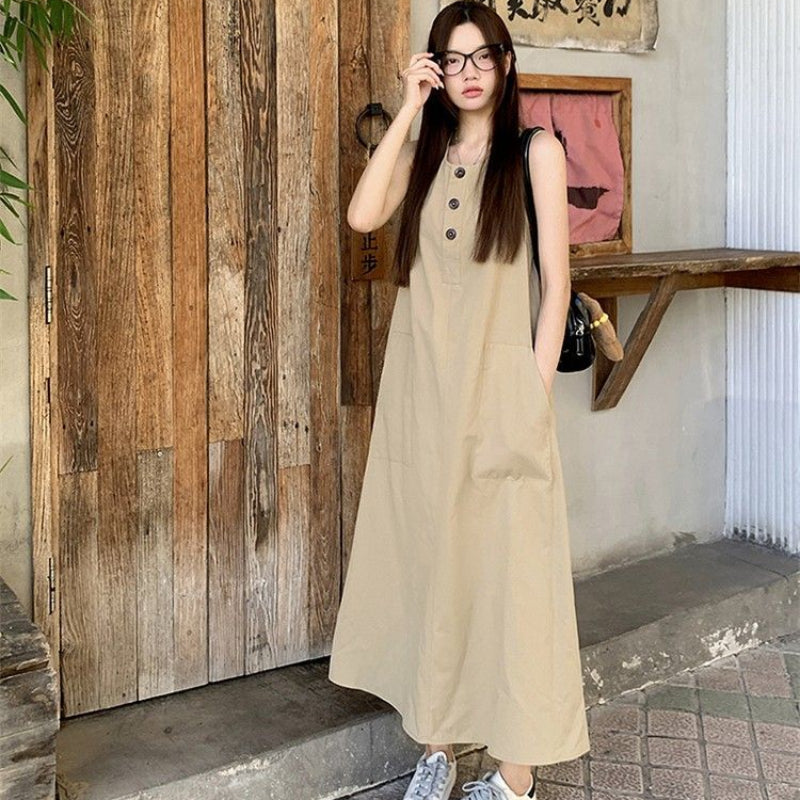 スリーボタンノースリーブワンピース
