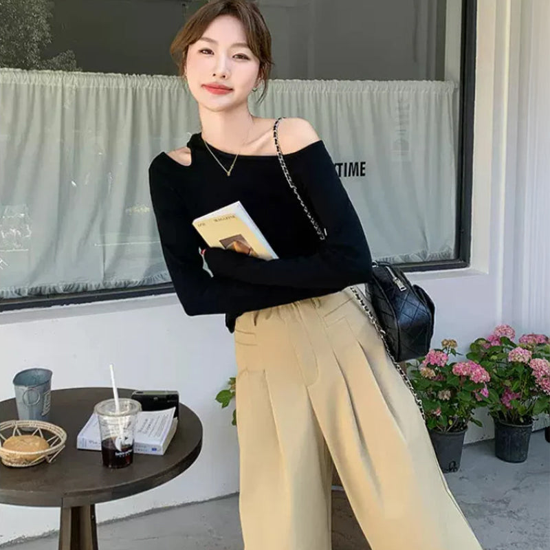 オフショルダーカットソー×ワイドレッグパンツコーデセット