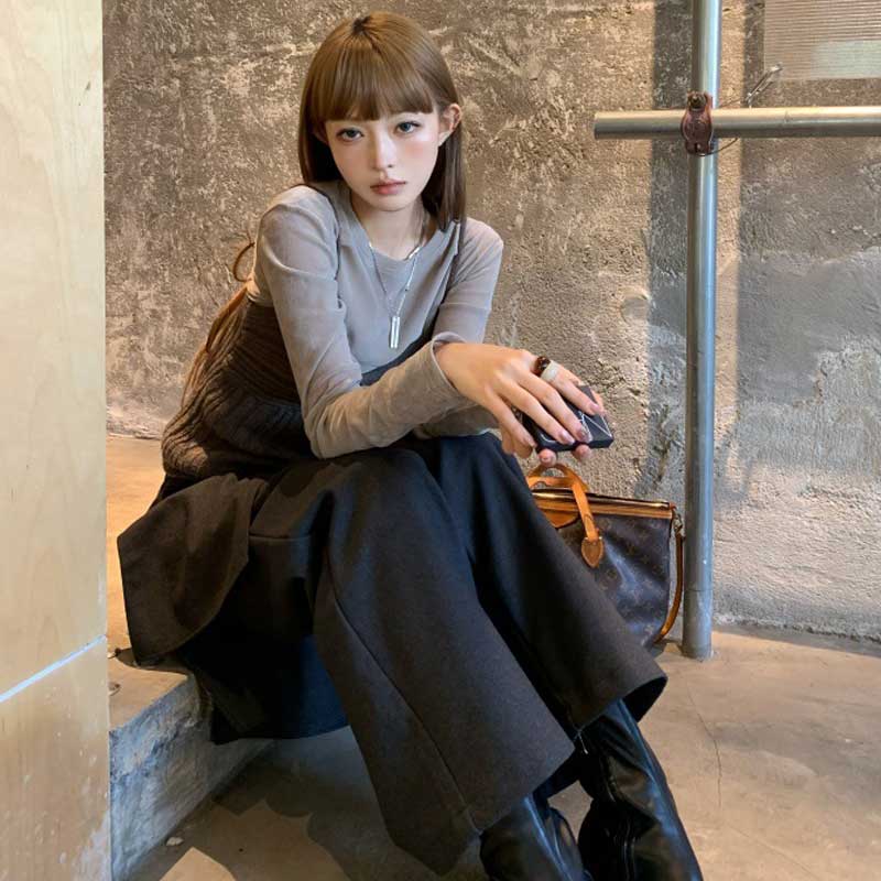 レイヤードキャミトップス×スカパンコーデ