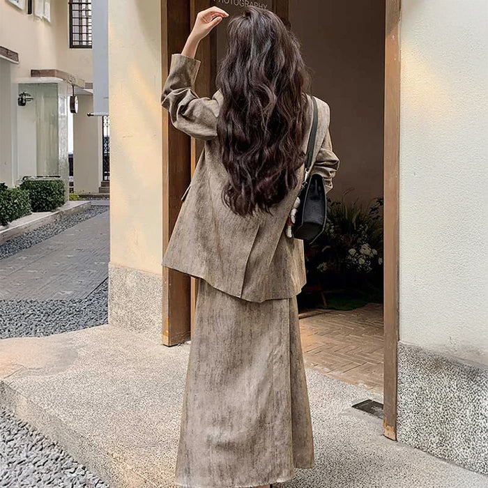 オーバーサイズジャケット×キャミソールワンピース