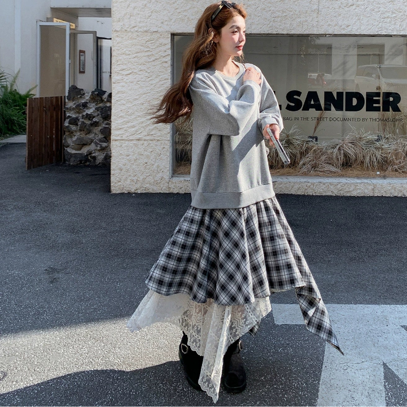 スウェット×アシメスカートドッキングワンピース