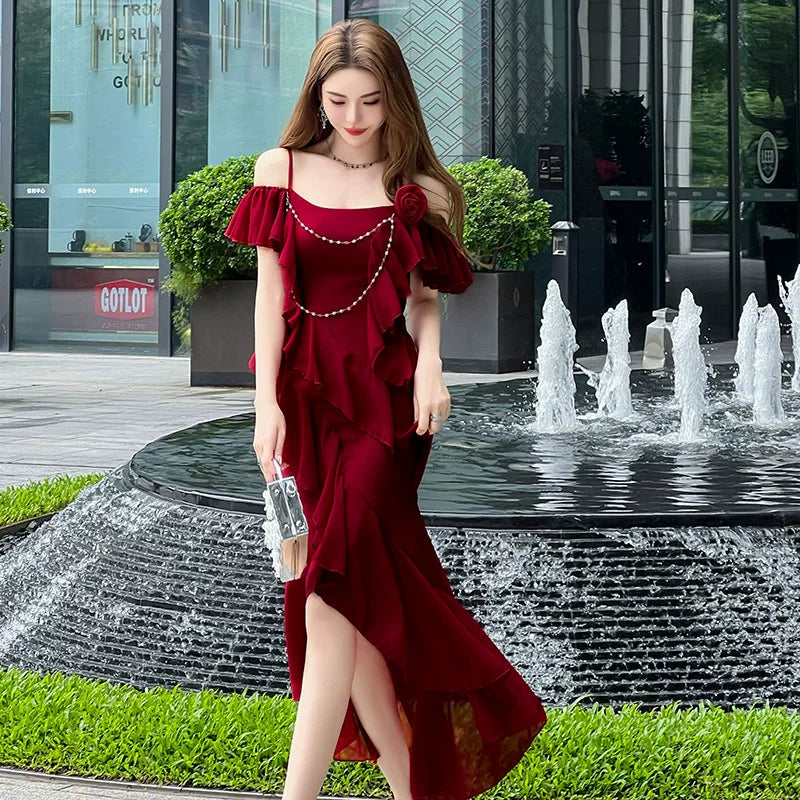 ダークレッドフリルデザインドレス