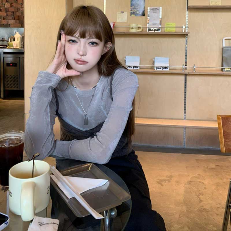 レイヤードキャミトップス×スカパンコーデ