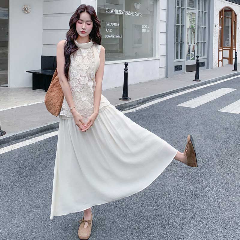 ボタニカルレーストップス×フレアスカート