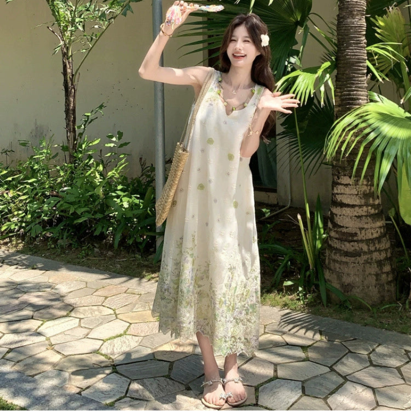 ボタニカルデザインワンピース