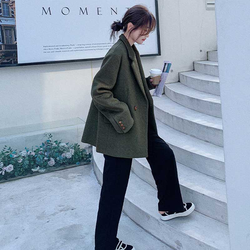 ワイドラペルオーバーコート