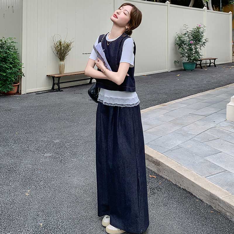 裾レースTシャツ×ワイドデニムセットアップ