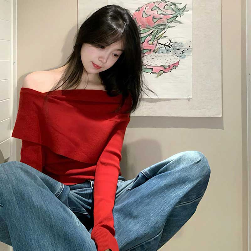 レッドオフショルダーニット