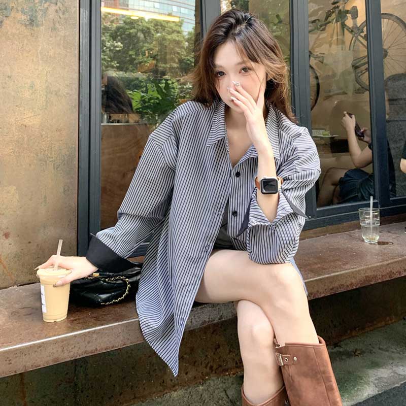 バイカラーストライプオーバーシャツ