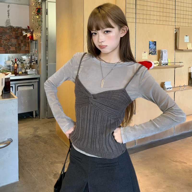 レイヤードキャミトップス×スカパンコーデ