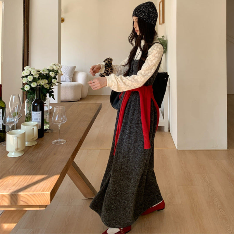 ハイネックカットソー×ニットワンピース