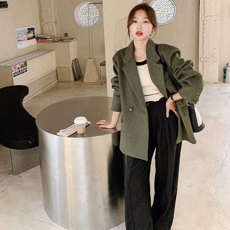 ワイドラペルオーバーコート