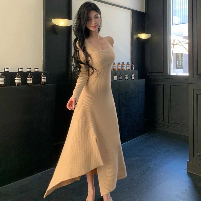 オフショルダーリブニットワンピース