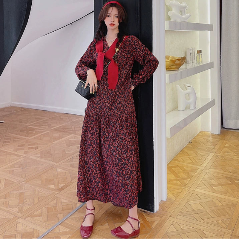 ショール付きスモールフラワーワンピース