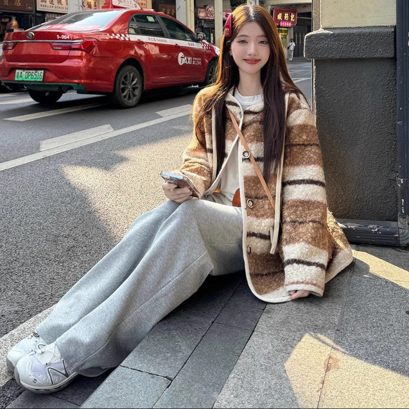 ノーカラーボアジャケット