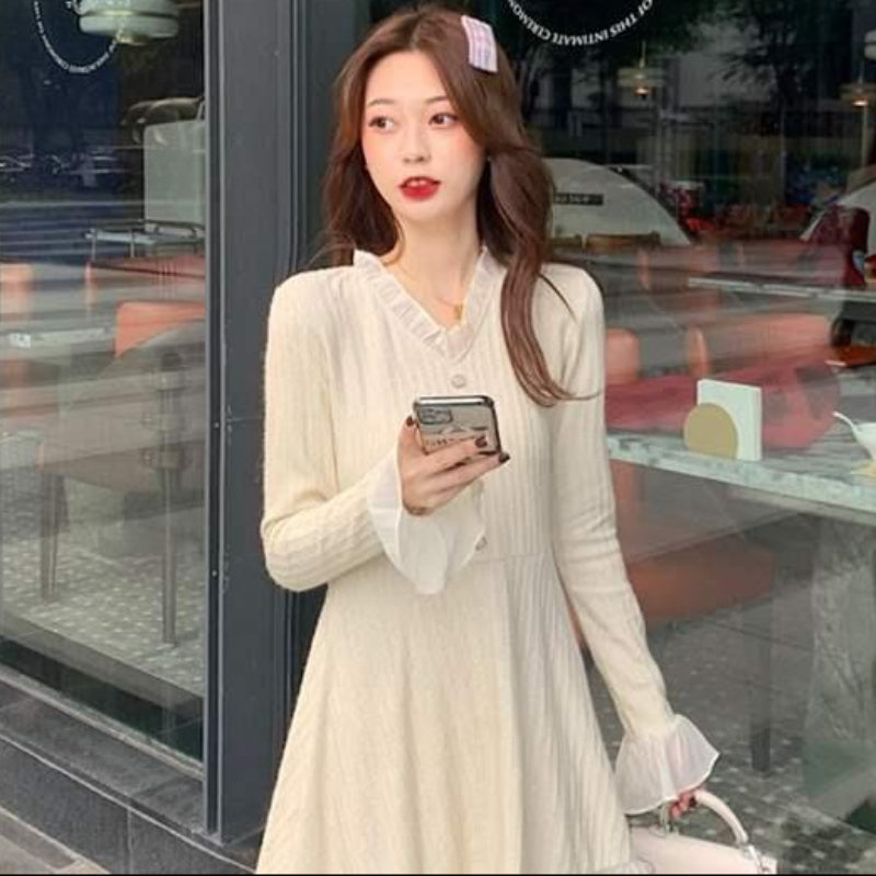 ベルスリーブニットワンピース(2colors・2variation) (白・黒) 春/秋