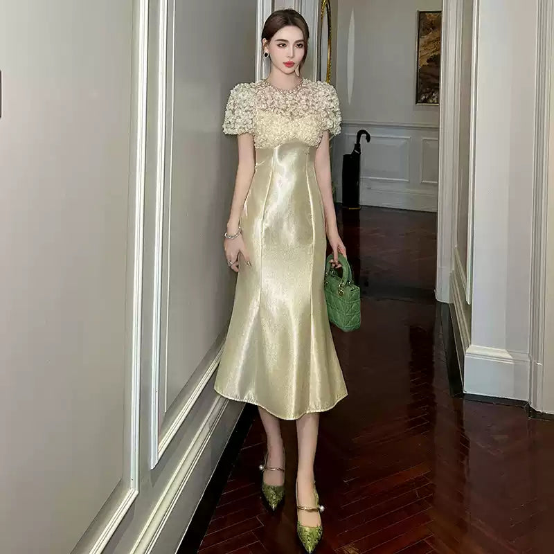 ビジューネックデザインマーメイドドレス (ベージュ・灰) 春/夏/秋