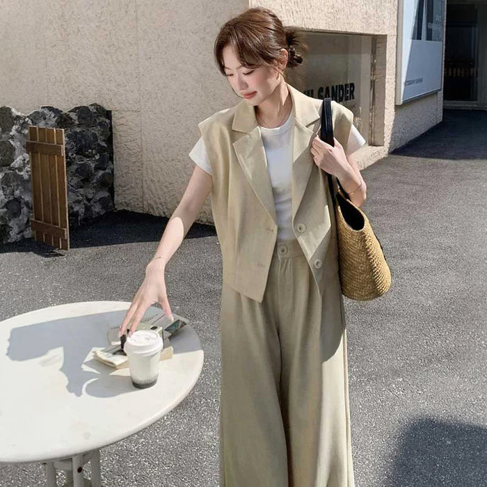 テーラードベスト×ワイドパンツ