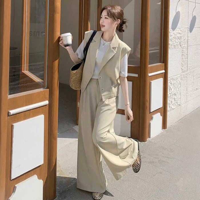 テーラードベスト×ワイドパンツ