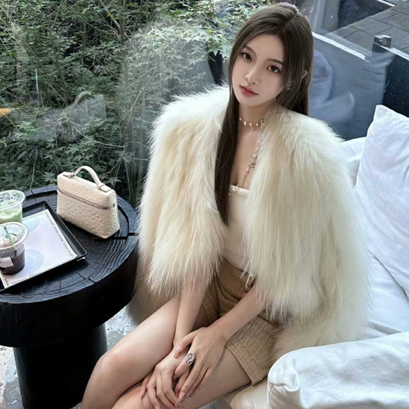 ショート丈ファージャケット