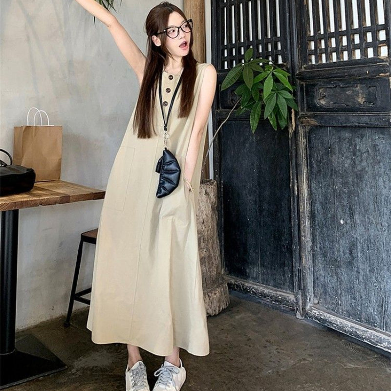 スリーボタンノースリーブワンピース