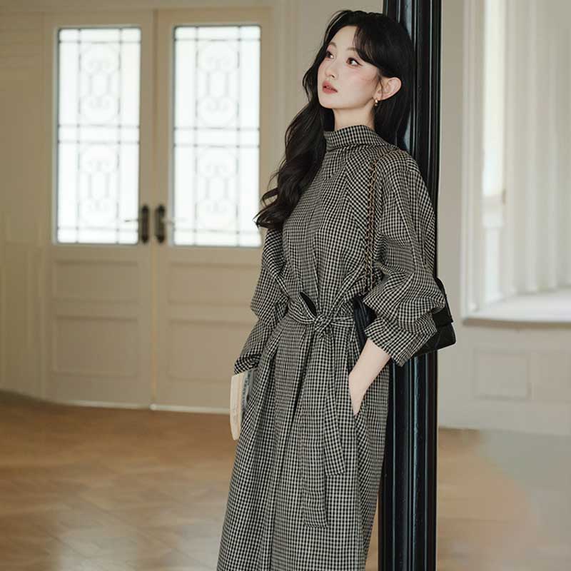 ウエストリボンチェックワンピース（黒）秋/冬 クラシックなデザイン