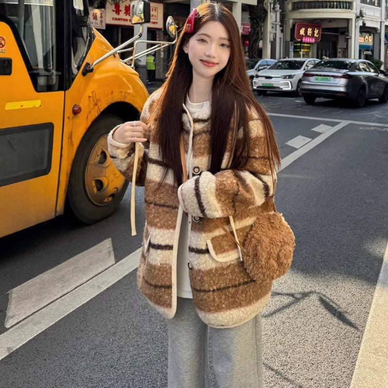 ノーカラーボアジャケット