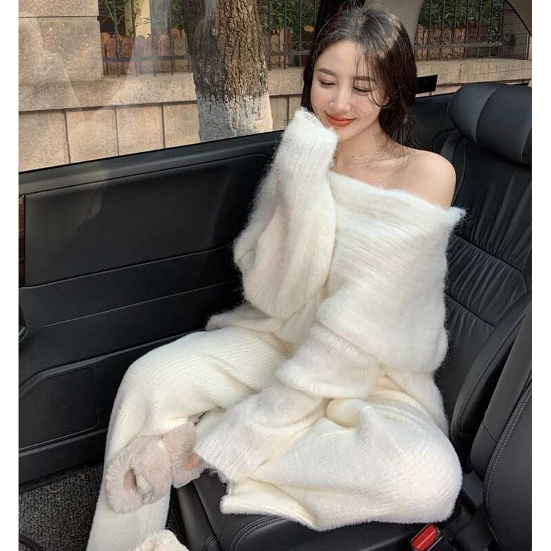 エアリーオフショルダーニット