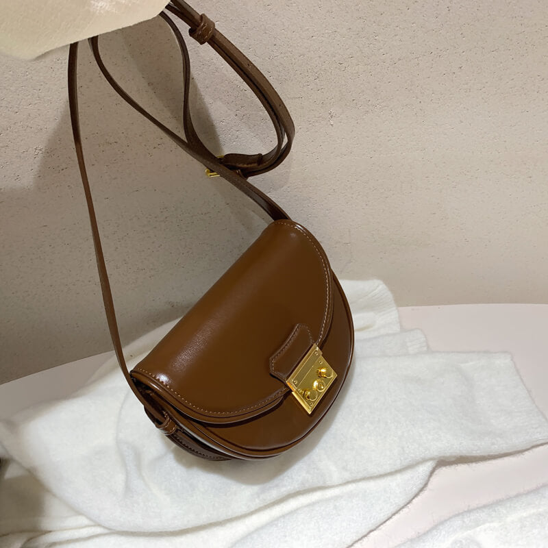 セミサークルショルダーバッグ