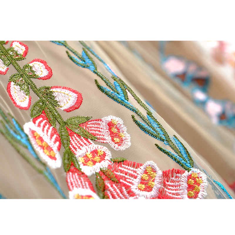 花刺繍チュールロングワンピース